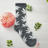 1 Pair Fashion Men Socks Cotton Weed Colorful Male Soft Breathable Short Ankle Socks Maple Leaf Casual Socks Sox Calcetines