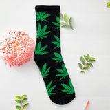 1 Pair Fashion Men Socks Cotton Weed Colorful Male Soft Breathable Short Ankle Socks Maple Leaf Casual Socks Sox Calcetines